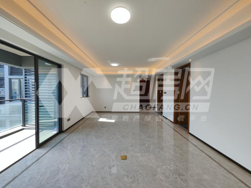 华侨城天鹅湖二手房客厅