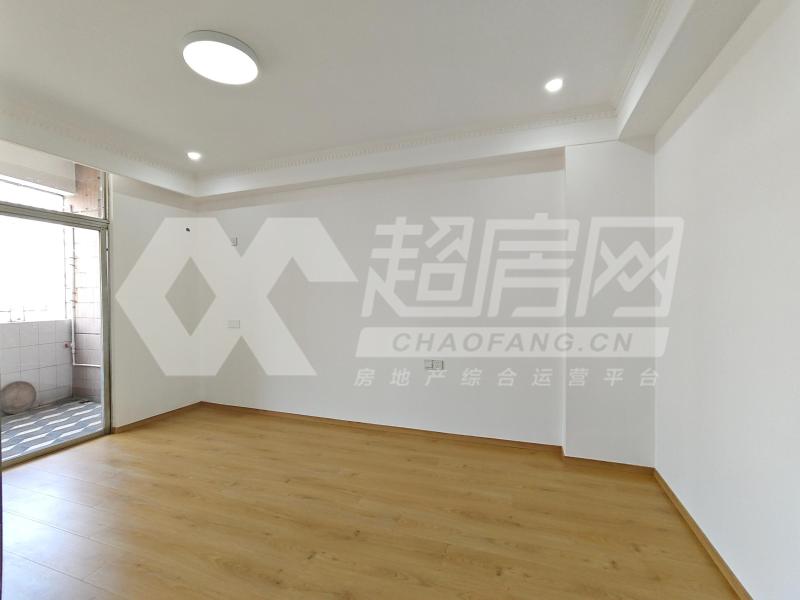 富丽华大厦二手房卧室