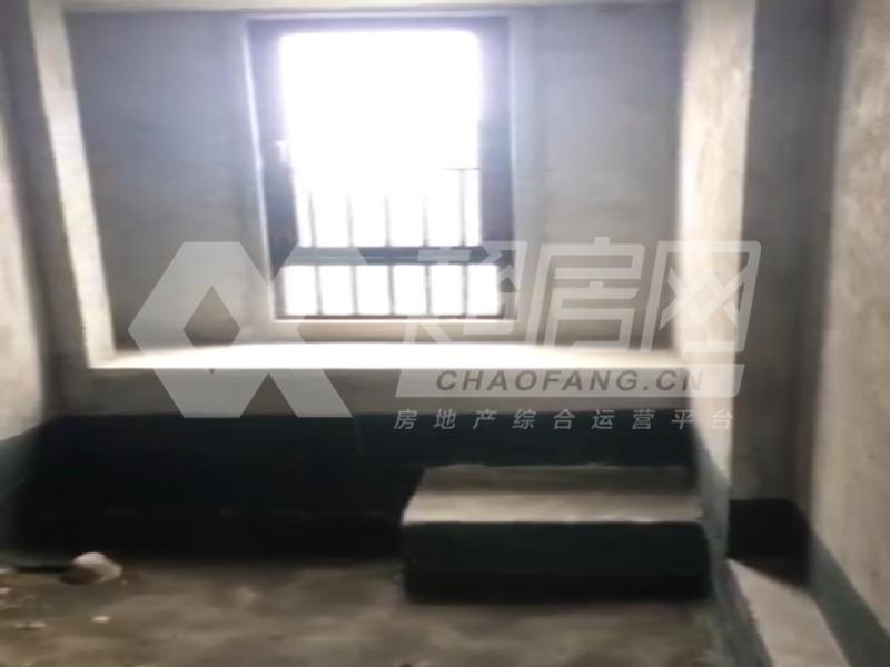 华侨城天鹅湖二手房厨房及卫生间