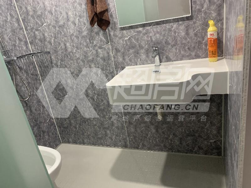 万科星都荟出租房厨房及卫生间