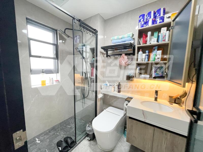 金域滨江（三期）二手房厨房及卫生间
