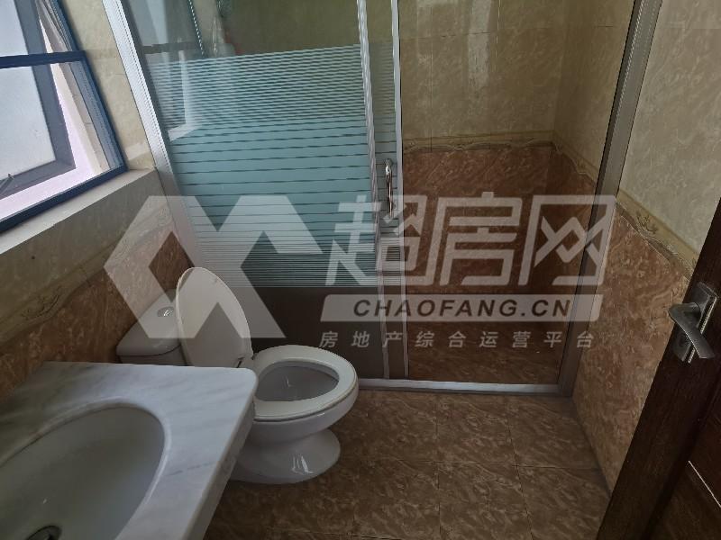 明日华府二手房书房