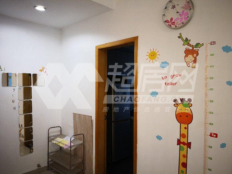 凤岭名都二手房厨房及卫生间