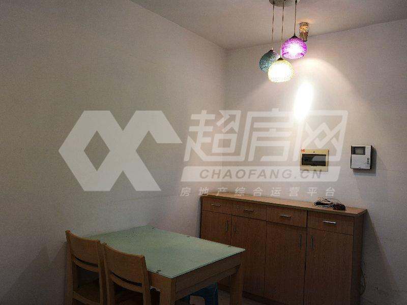 凤岭名都二手房客厅