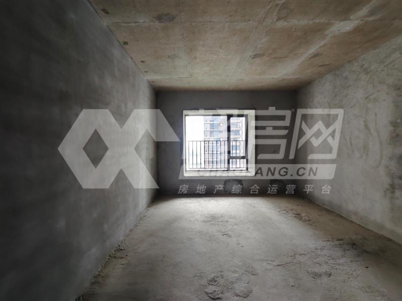 美的御海东郡二手房卧室
