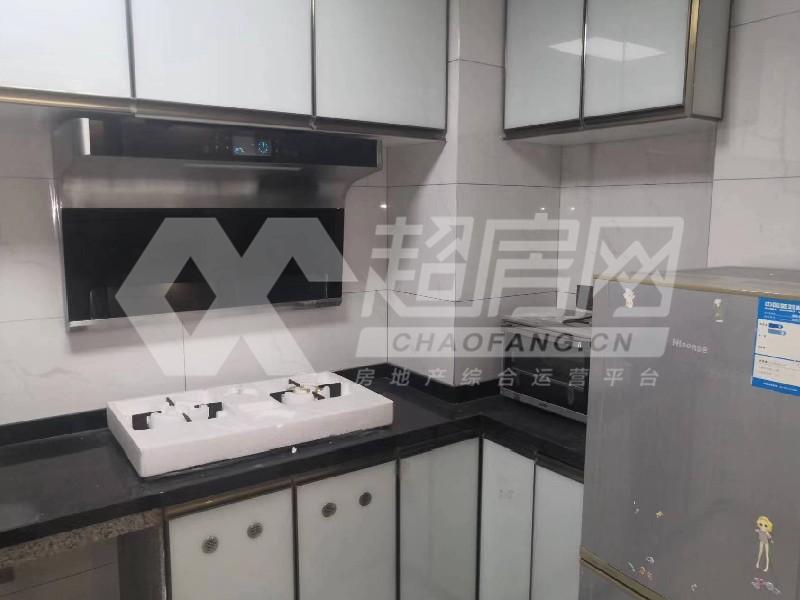 聚雅华庭二手房厨房及卫生间