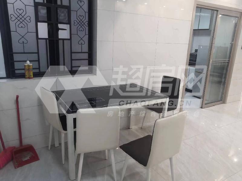 聚雅华庭二手房客厅