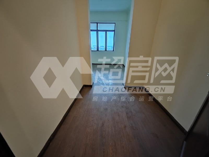 碧桂园观澜苑二手房书房