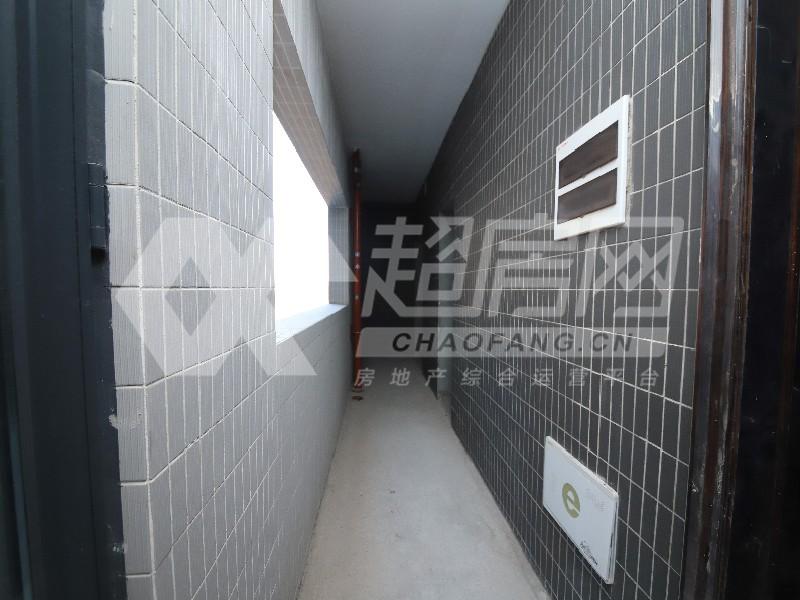 海骏达宫馆二手房厨房及卫生间