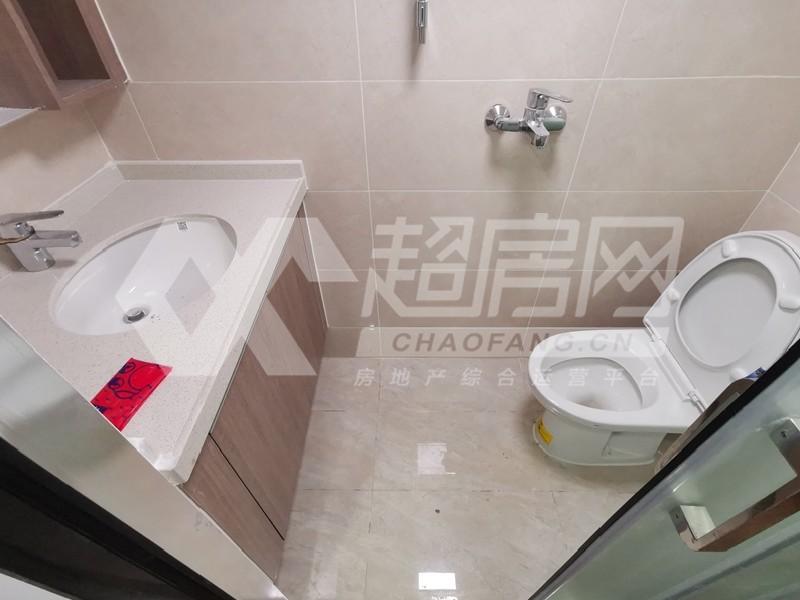 云谷广场（商住楼）二手房厨房及卫生间