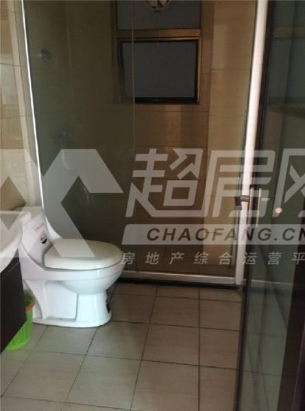粤顺名轩二手房厨房及卫生间