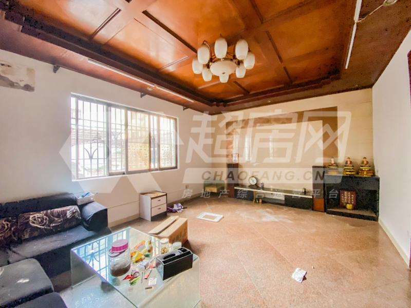 新滘居委会二手房客厅
