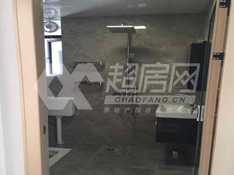 碧云轩出租房厨房及卫生间