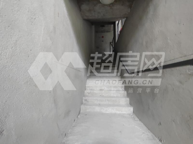 华侨城蓝楹湾公馆二手房卧室