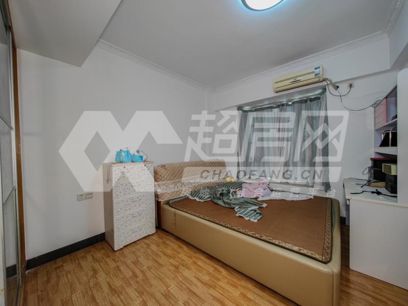 尚庭雅居二手房卧室