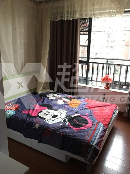 品峰荟豪庭二手房卧室