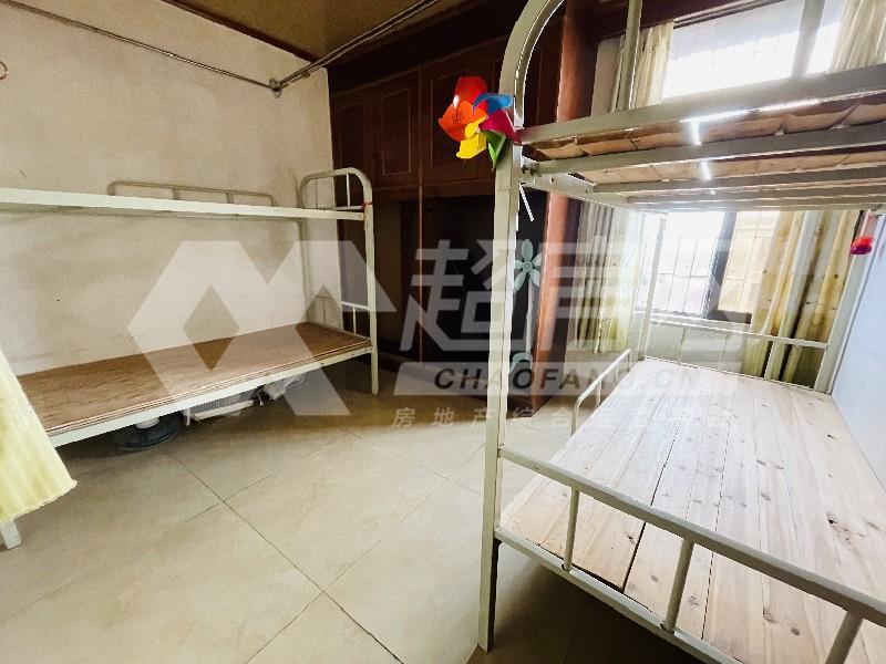 杏福苑二手房卧室
