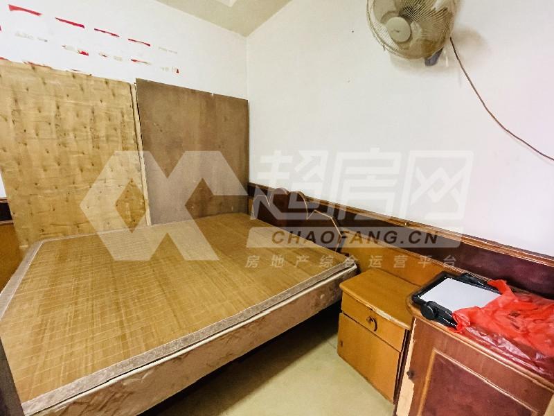 杏福苑二手房卧室