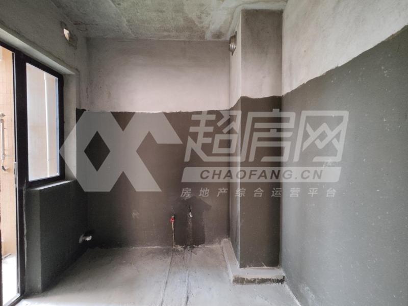 龙光天瀛二手房厨房及卫生间