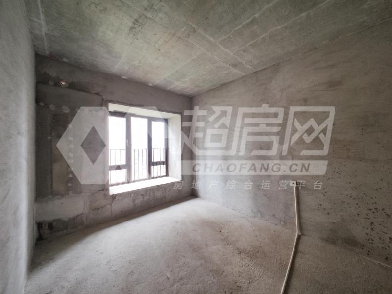 龙光天瀛二手房卧室