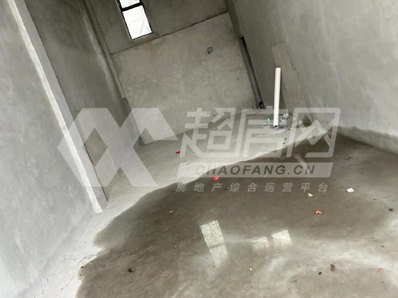华侨城天鹅堡二手房卧室
