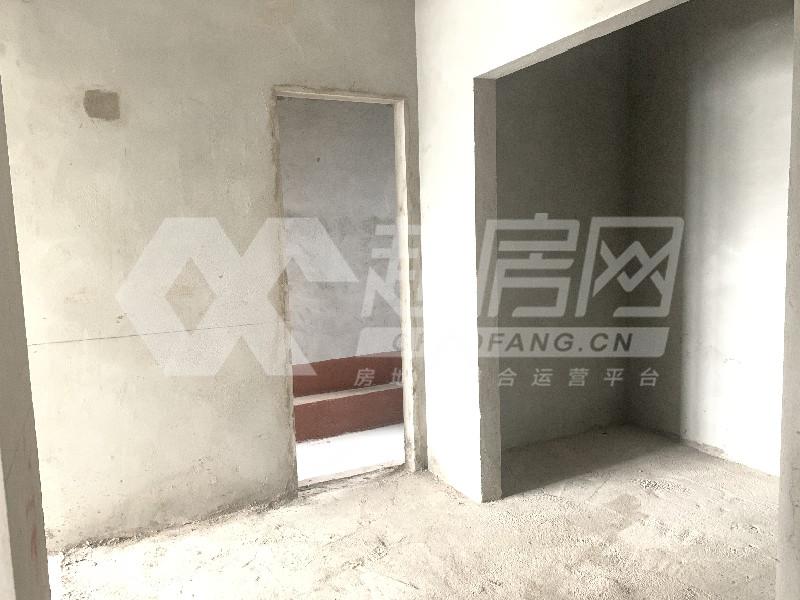 海骏达宫馆二手房卧室