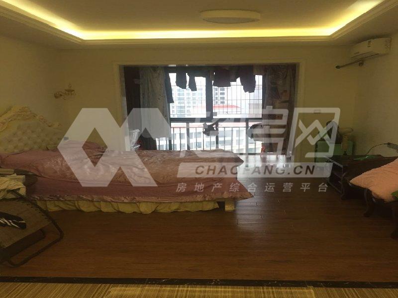 深业城二期二手房露台