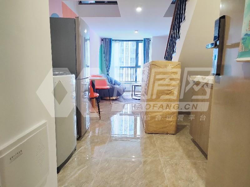 云谷广场（商住楼）二手房客厅
