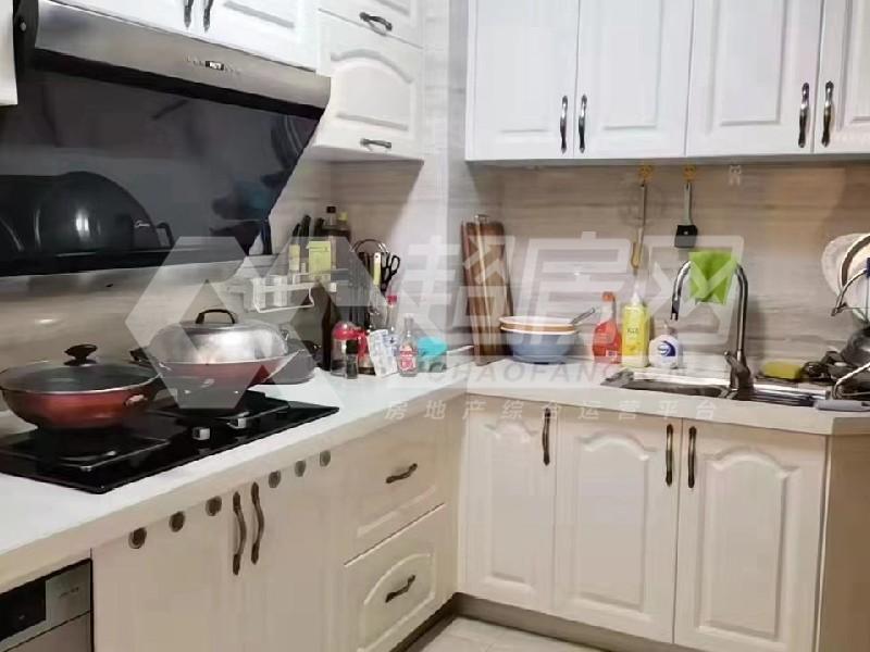 西山上筑出租房厨房及卫生间