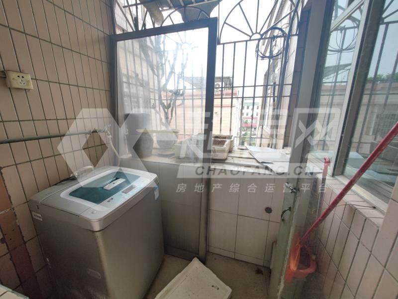 顺光大厦二手房阳台