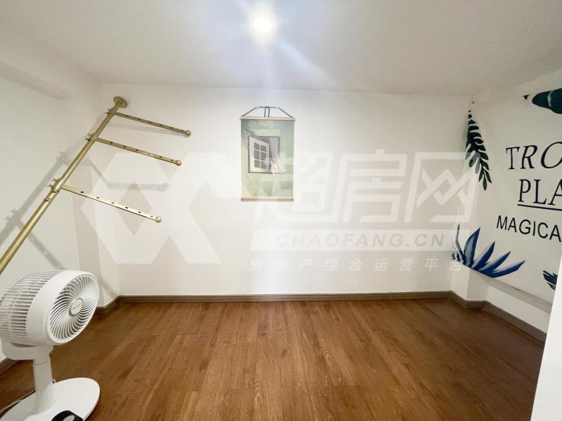 云谷广场（商住楼）二手房卧室