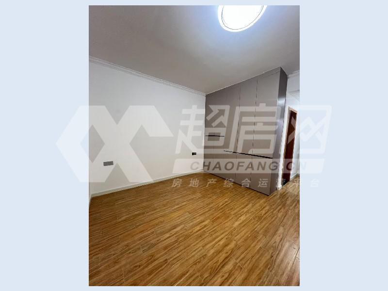 丰盛豪庭二手房卧室