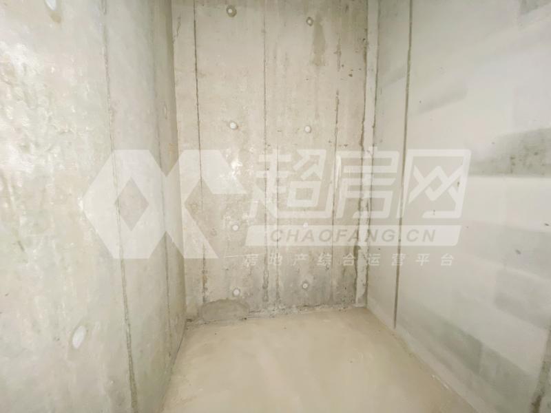 华侨城天鹅堡二手房卧室