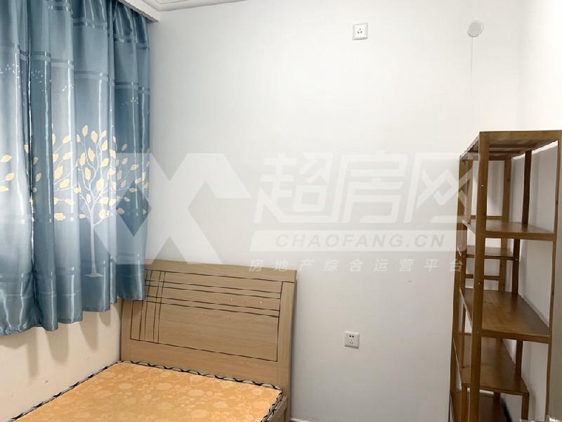 中铁领秀公馆二手房卧室