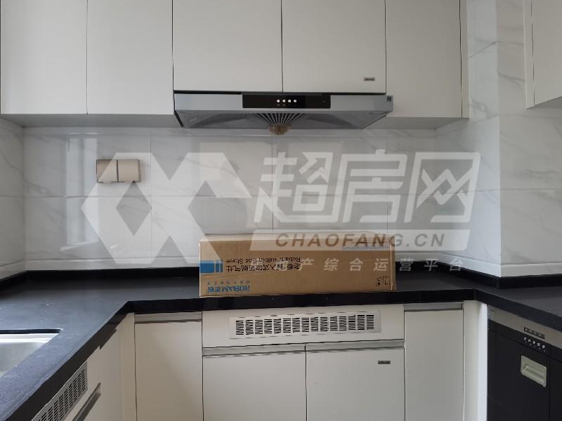 碧桂园晴澜苑二手房厨房及卫生间