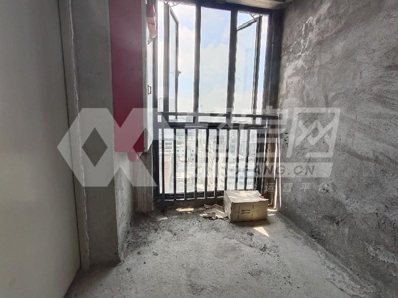 凯蓝滨江二手房书房