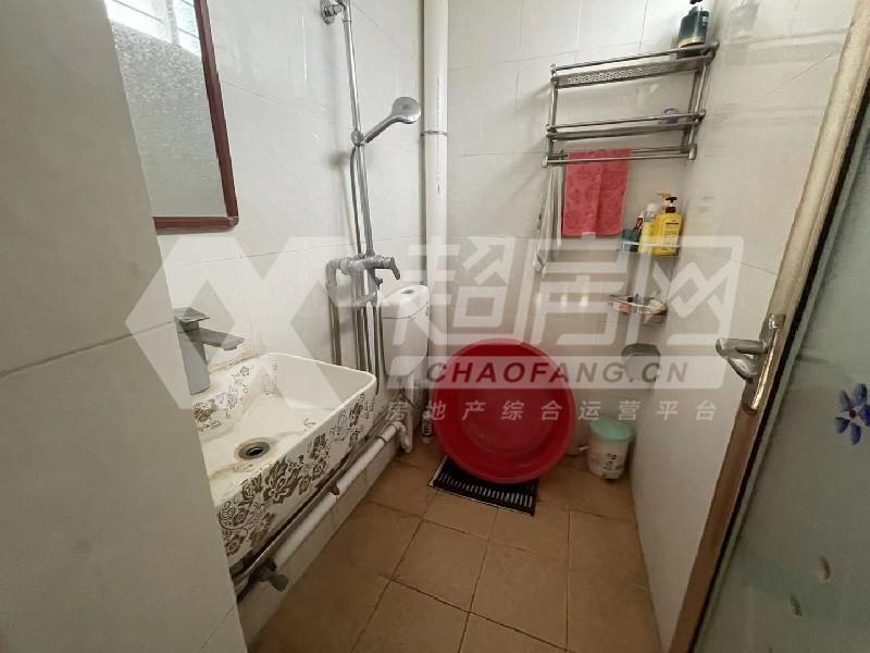 碧江居委会二手房厨房及卫生间