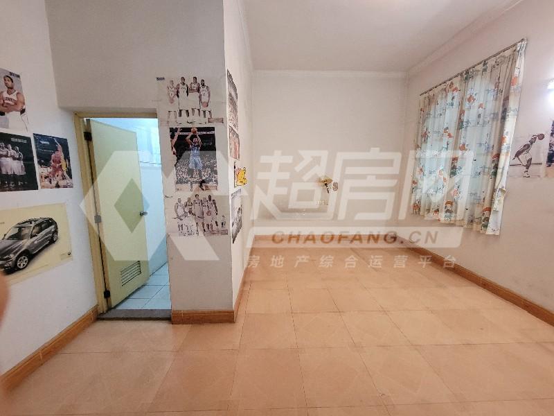居宁小区二手房卧室