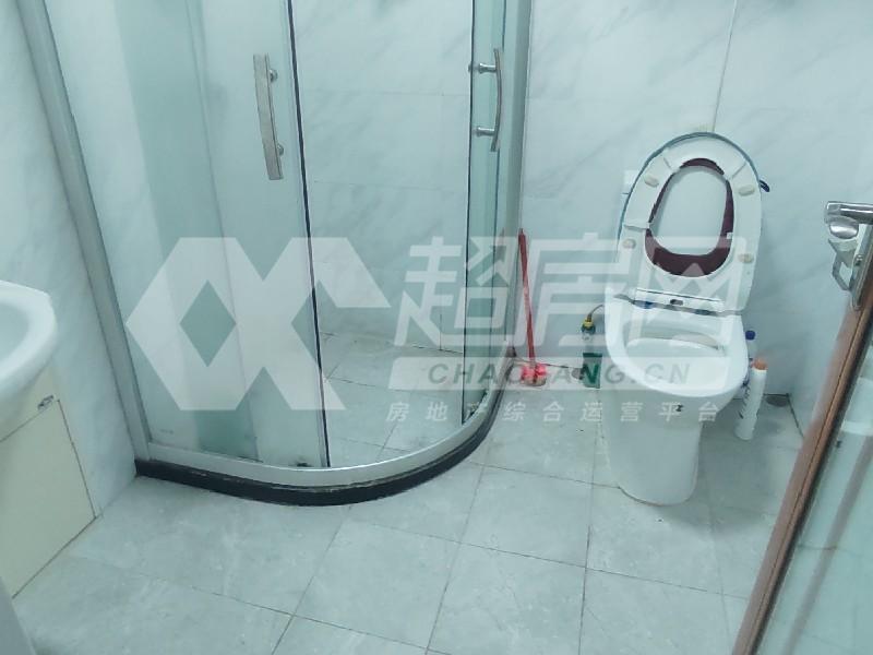 乐汇公馆出租房厨房及卫生间