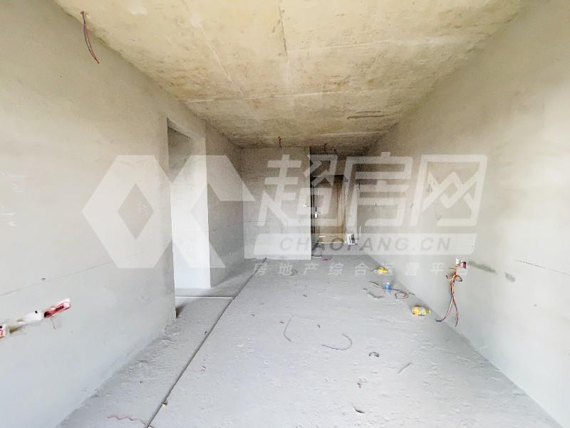 龙光玖龙府二手房客厅
