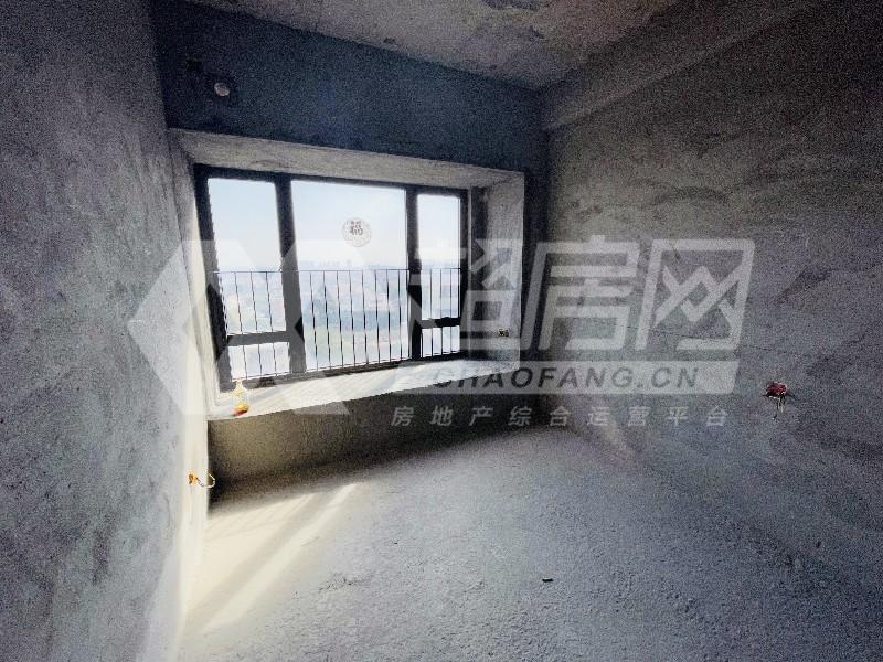 龙光玖龙府二手房卧室