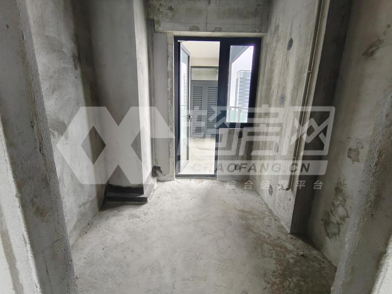 华侨城天鹅堡二手房厨房及卫生间