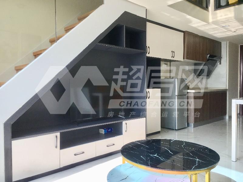 碧桂园云悦公馆二手房客厅