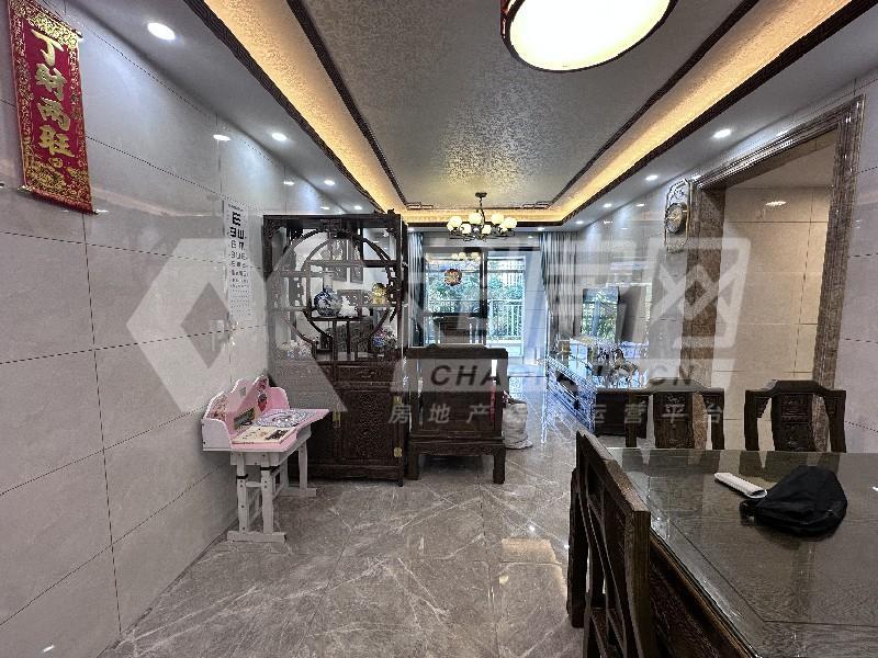 碧桂园美的·水木菁华二手房客厅