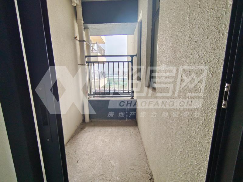 美的御海东郡二手房阳台