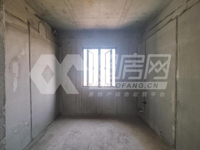 华侨城天鹅堡二手房厨房及卫生间