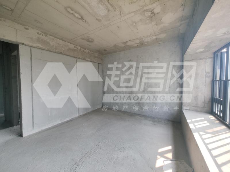 华侨城天鹅堡二手房卧室