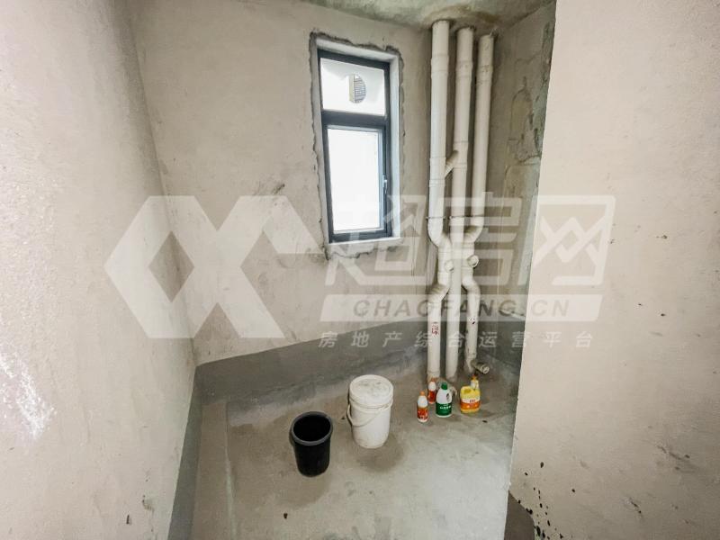 康格斯花园二手房厨房及卫生间