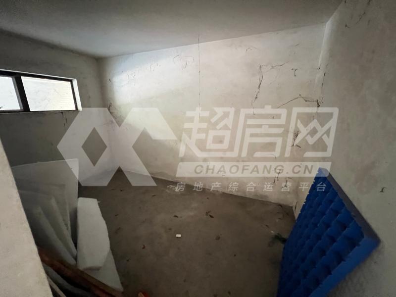 明日桃园二手房阳台