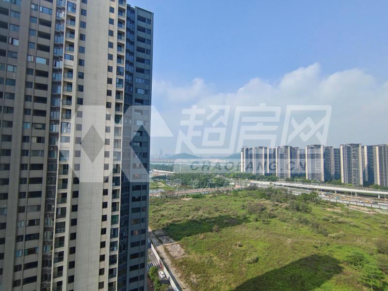 电建洺悦华府二手房阳台